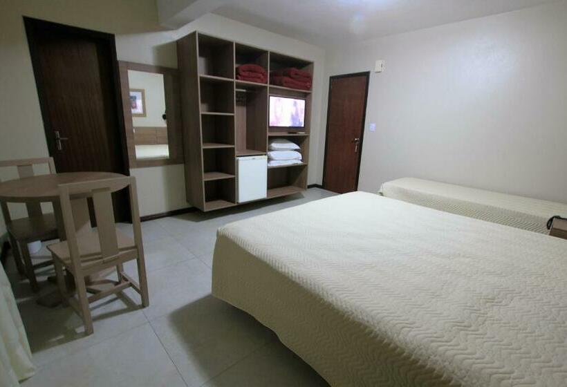 اتاق استاندارد سه نفره, Costa Dalpiaz