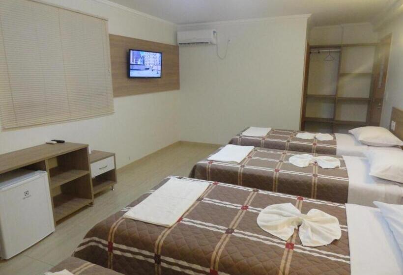 Habitació Quàdruple Deluxe, Di Napoli Plaza