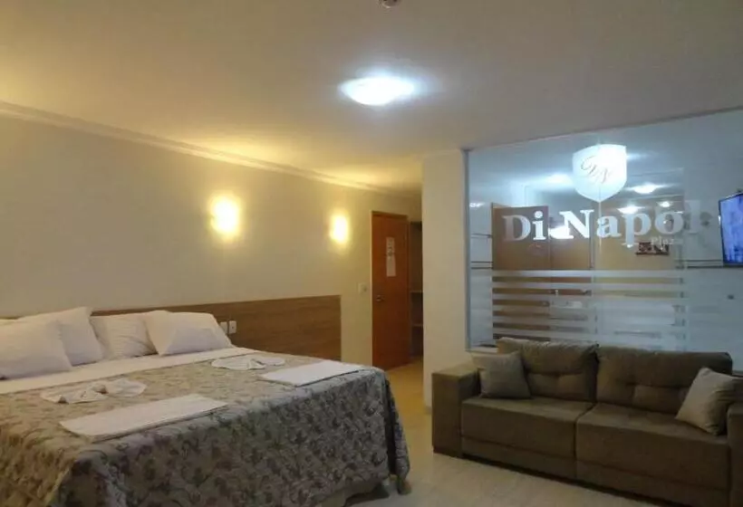 سوییت لوکس, Di Napoli Plaza