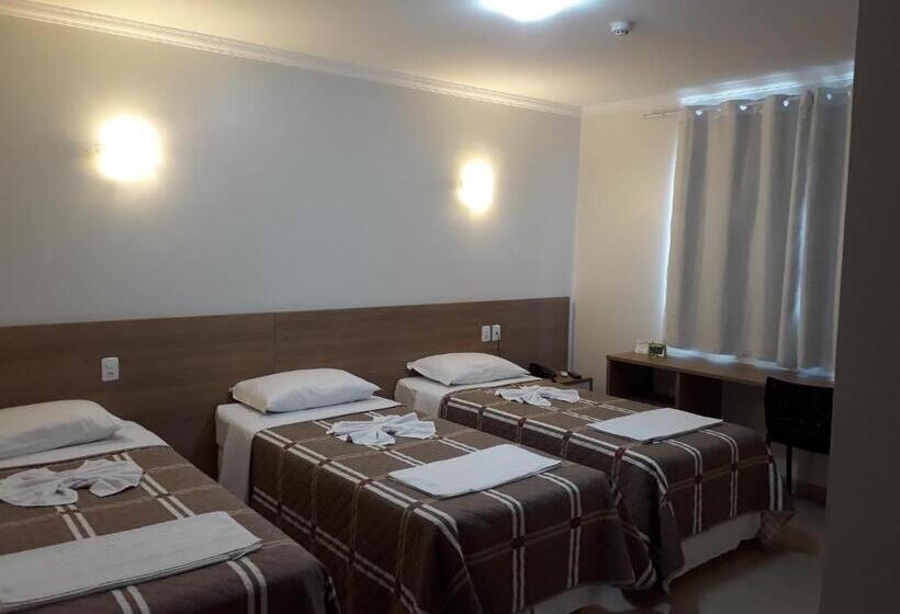 디럭스 트리플 룸, Di Napoli Plaza