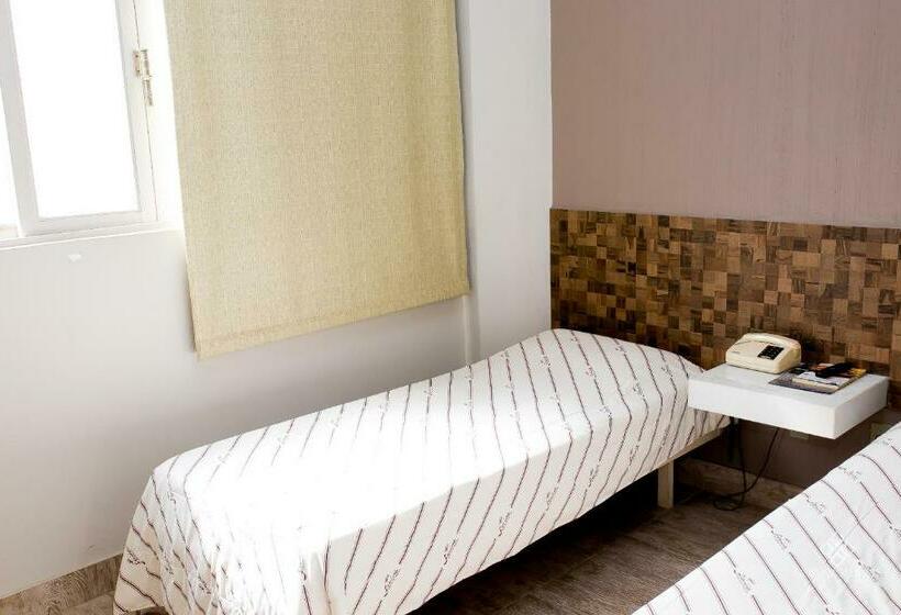 标准间, Fenicia Palace