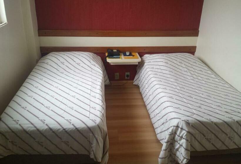 标准间, Fenicia Palace