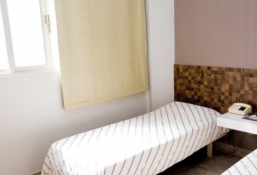 标准间, Fenicia Palace