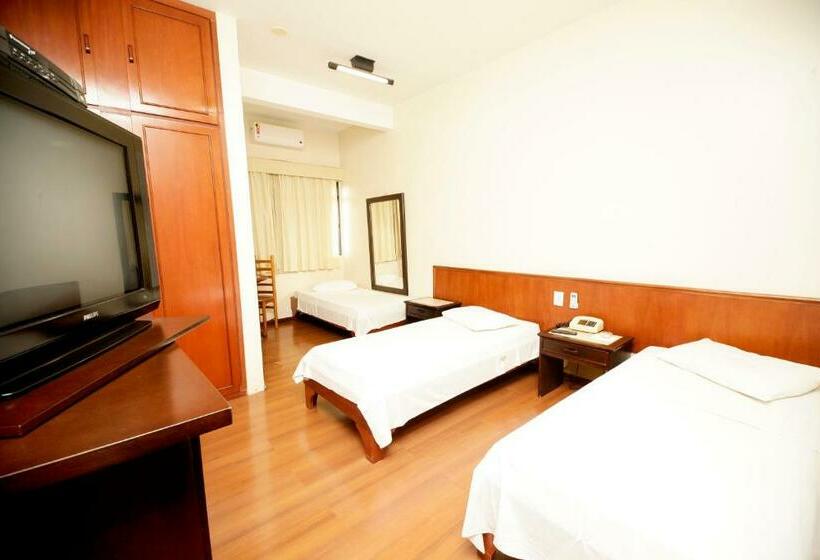 Quarto Estandar, Galatas Central