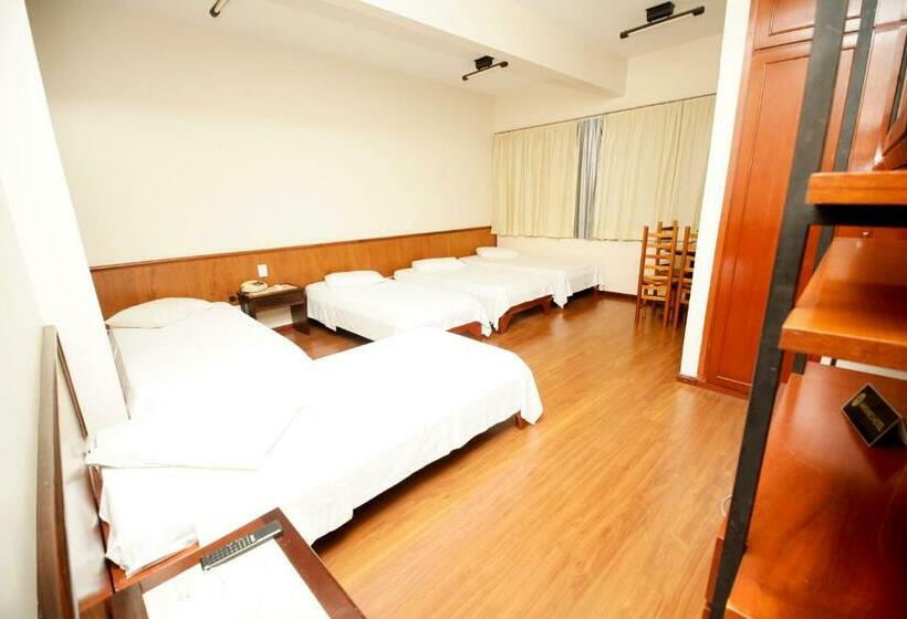 Quarto Estandar, Galatas Central