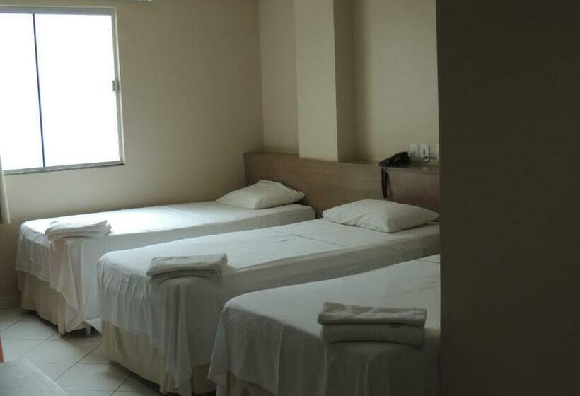 اتاق استاندارد سه نفره, Guapindaia Praça