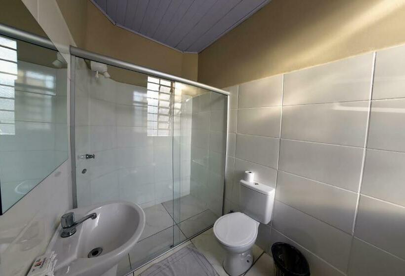 חדר דלוקס לשלושה, Itamarati