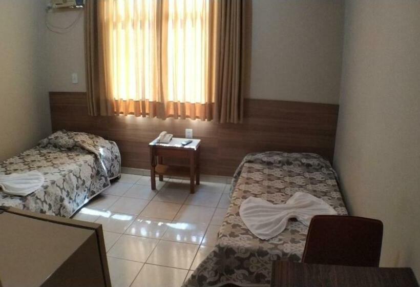 חדר דלוקס, Itamarati