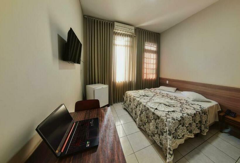 חדר דלוקס, Itamarati