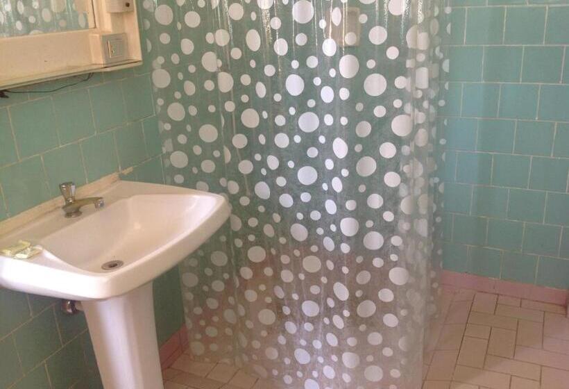 חדר דלוקס לארבעה, Itamarati