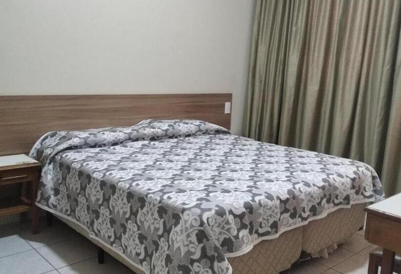 חדר סטנדרט יחיד, Itamarati