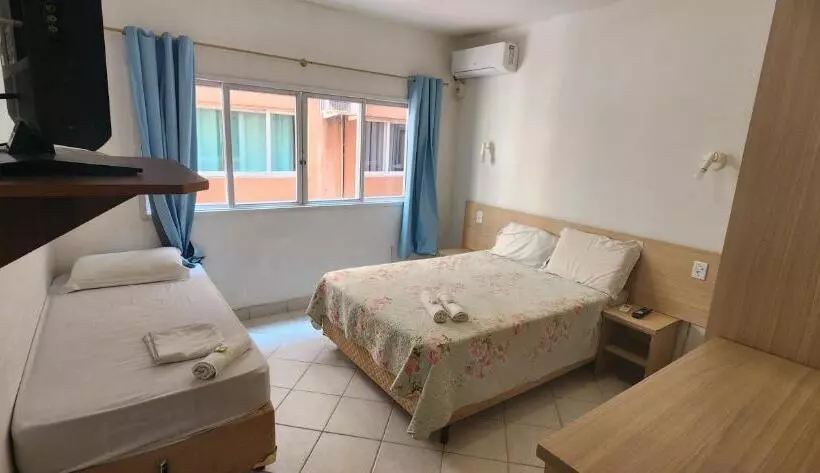 Economy Triple Room, Kolman