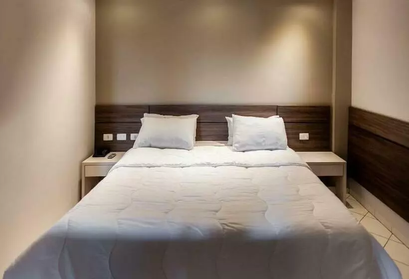ダブルベッドスタンダードルーム, London Hotel Londrina