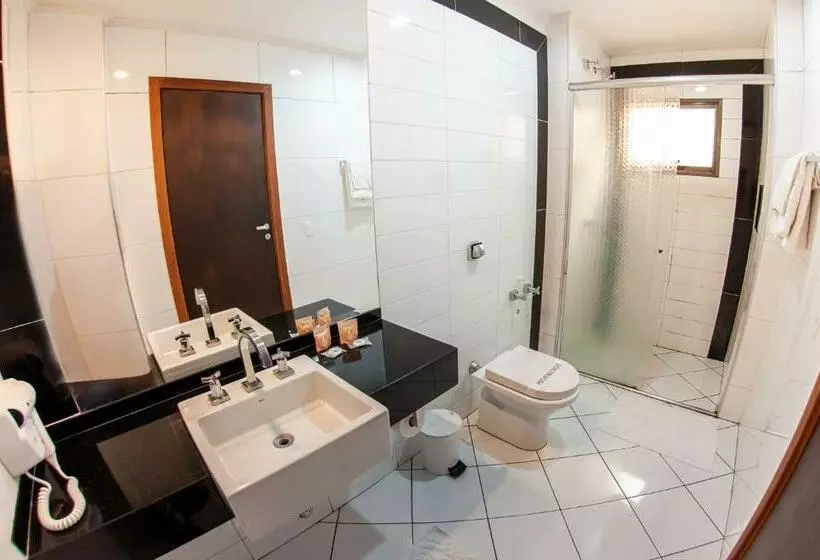 ダブルベッドスタンダードルーム, London Hotel Londrina