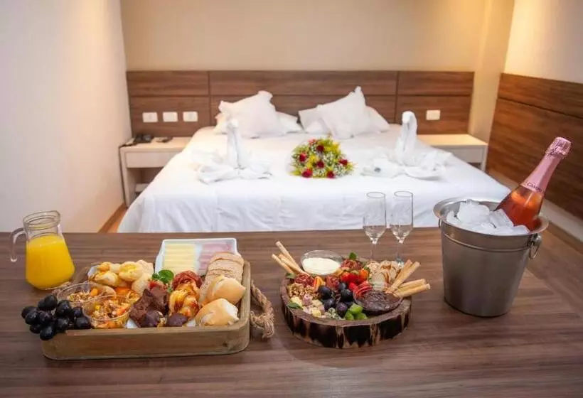 ハイドロマッサージバス付きスイート, London Hotel Londrina