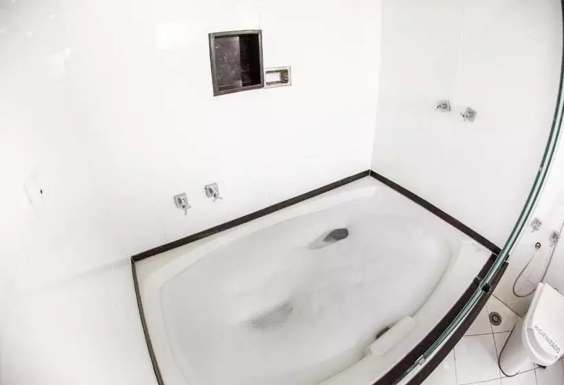 ハイドロマッサージバス付きスイート, London Hotel Londrina