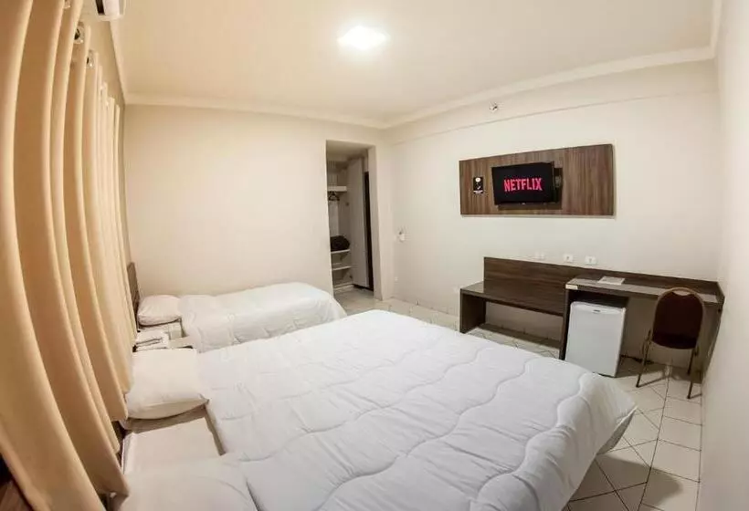 スタンダードトリプルルーム, London Hotel Londrina