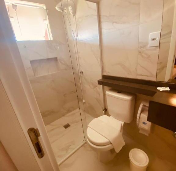 Четырехместный Номер Стандарт, Lorimar