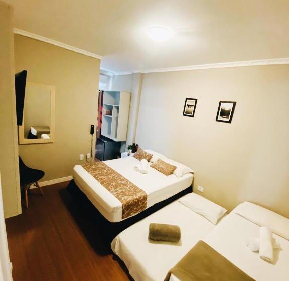 Четырехместный Номер Стандарт, Lorimar