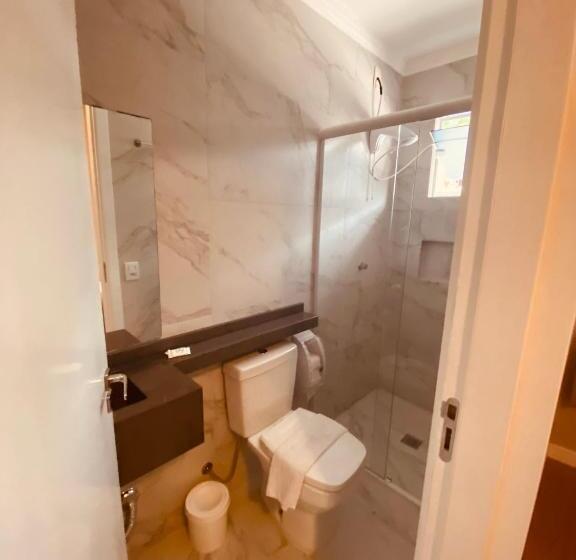 Семейный Номер, Lorimar