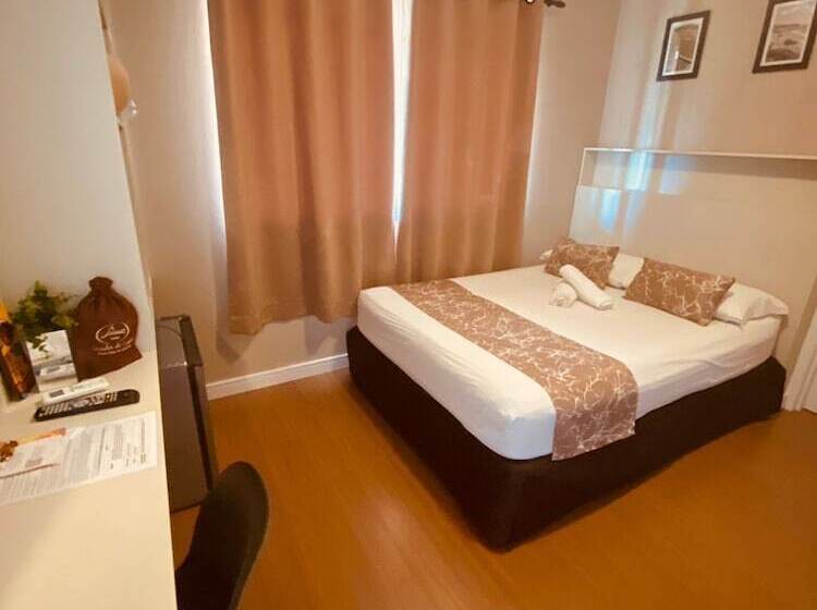 Четырехместный Номер Стандарт, Lorimar