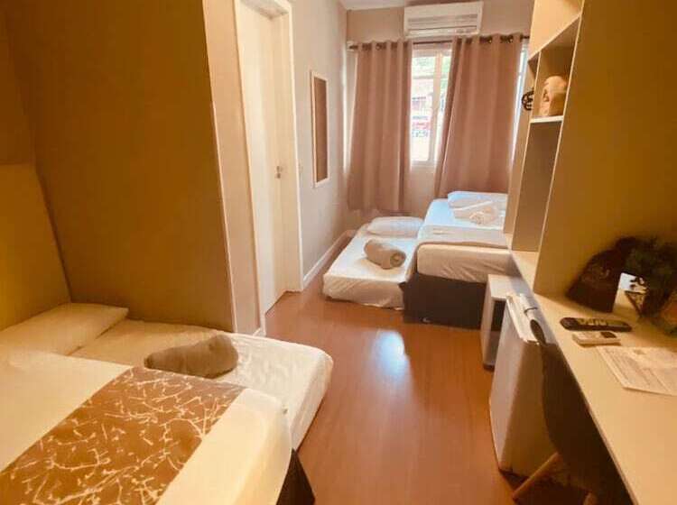 Четырехместный Номер Стандарт, Lorimar