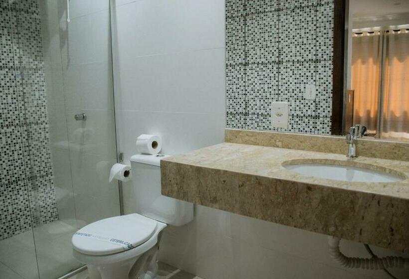 スタンダードルーム, Masseilot