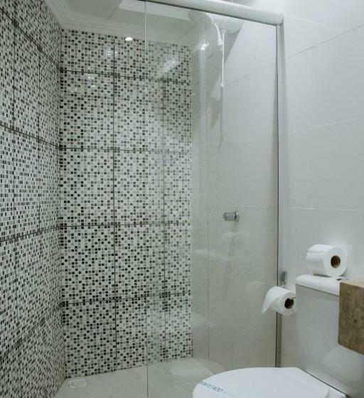 スタンダードルーム, Masseilot