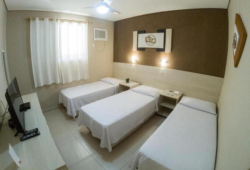 高级三人间, Rio