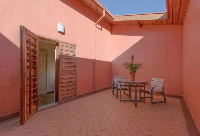 デラックススイート, Villa Rossa