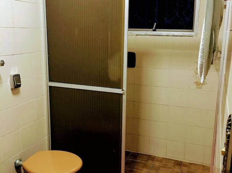 Pat in Cameră Comună, Mammas S Hostel E Pousada