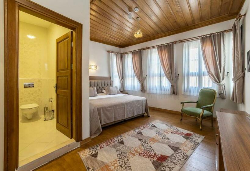 スタンダードルーム, Armistis