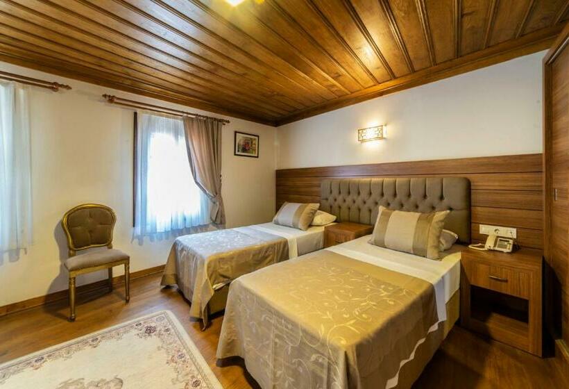 スタンダードルーム, Armistis