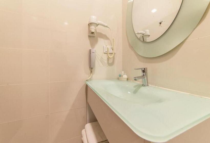 ベーシックルーム, Armistis