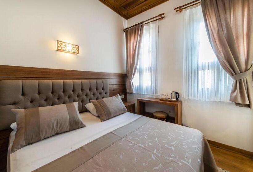 スタンダードルーム, Armistis