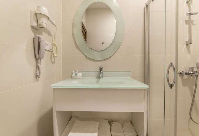 スタンダードルーム, Armistis