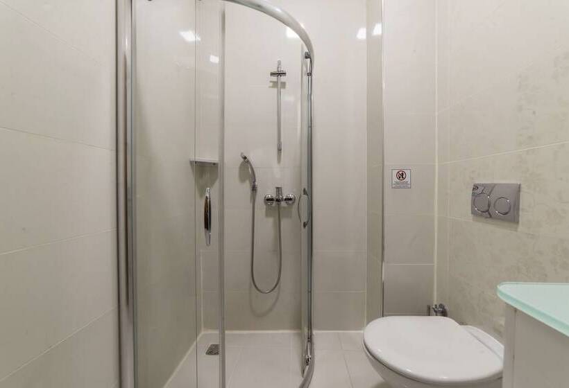 スタンダードルーム, Armistis