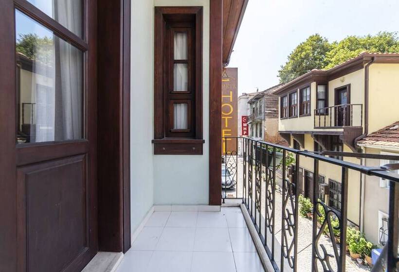 ファミリールーム, Armistis