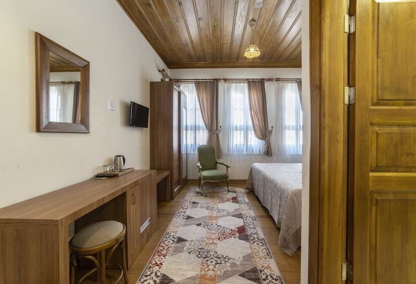 ファミリールーム, Armistis