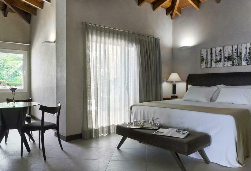 바다 전망 스위트, Abayomi