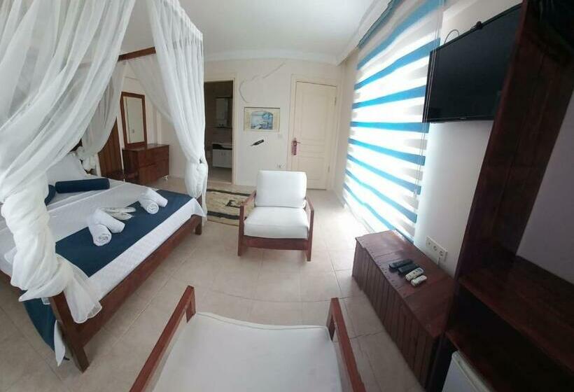 Номер Комфорт Вид на Море, Antonio