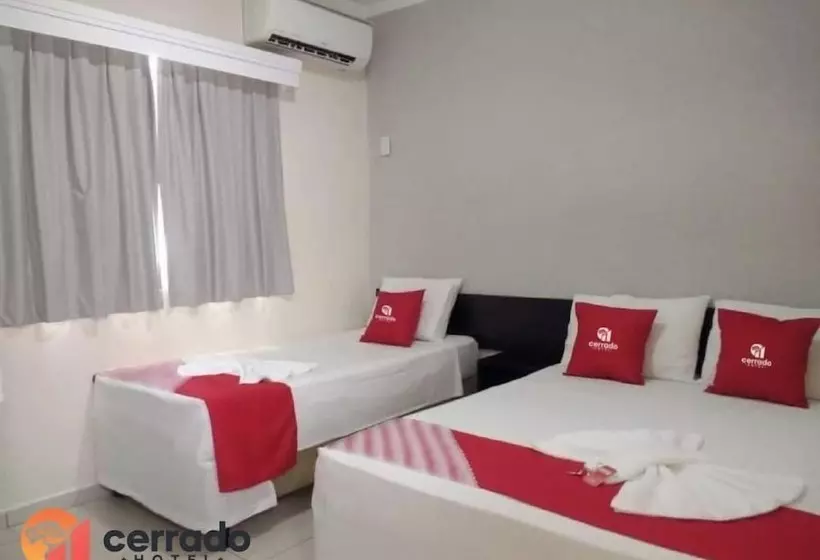 اتاق استاندارد سه نفره, Cerrado