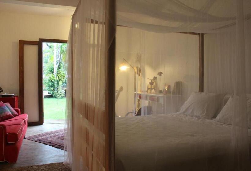 带按摩浴盆的套房, Estalagem Camburi