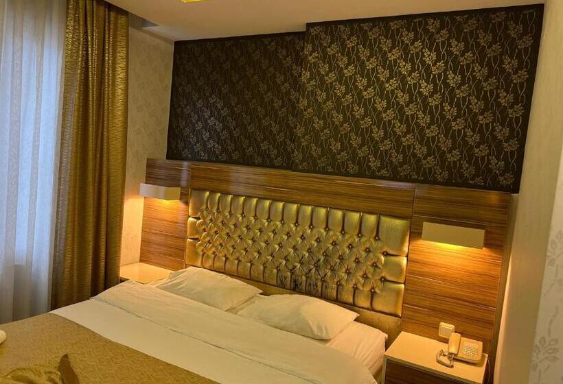 标准单人间, Grand Ezel