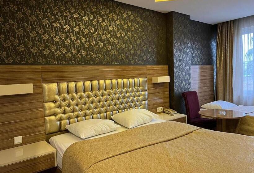 标准间, Grand Ezel