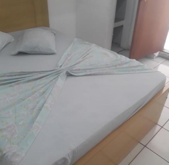 Standart Tek Kişilik Oda, Ideal Taubaté