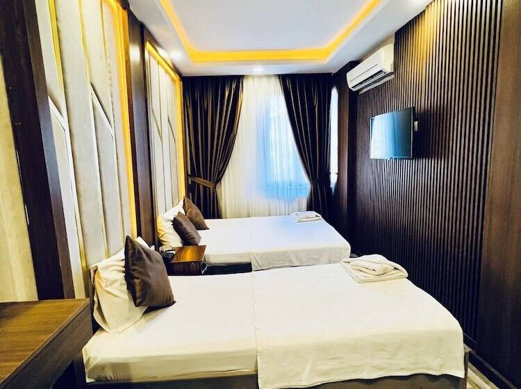 デラックストリプルルーム, Liman