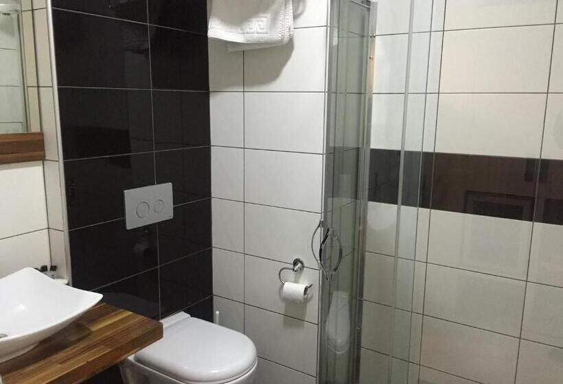 اتاق استاندارد, Sahin Hotel 2