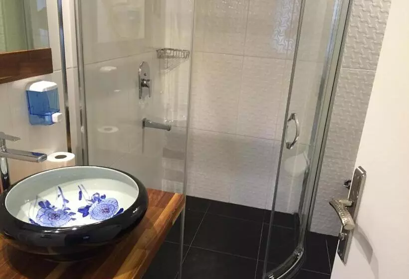 اتاق لوکس, Sahin Hotel 2