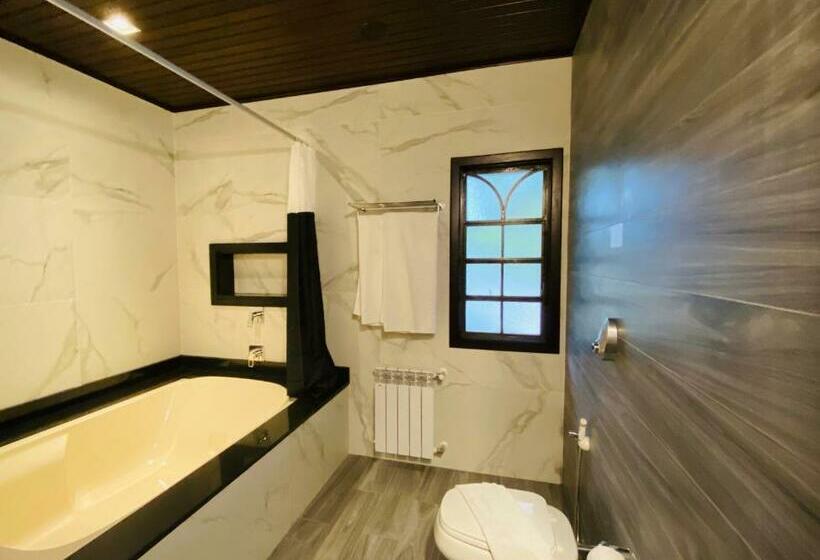 샬레, Vila Suzana Parque